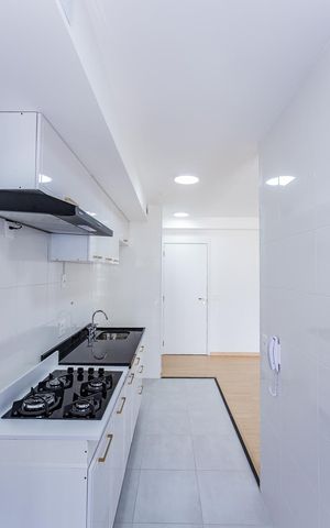 Apartamento para alugar com 69m², 2 quartos e 1 vaga Apartamento para alugar com 69m², 2 quartos e 1 vagaCozinha e Área de Serviço