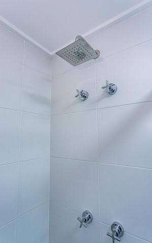 Apartamento para alugar com 69m², 2 quartos e 1 vaga Apartamento para alugar com 69m², 2 quartos e 1 vagaBanheiro