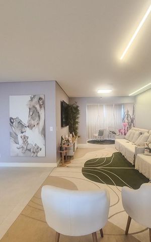 Apartamento para alugar com 240m², 3 quartos e 4 vagas Apartamento para alugar com 240m², 3 quartos e 4 vagasSala