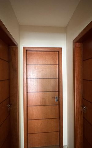 Casa de condomínio para alugar com 160m², 4 quartos e 3 vagasCorredor