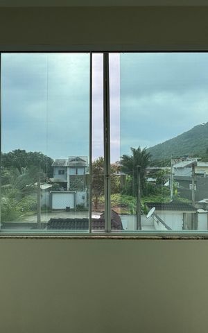 Casa de condomínio para alugar com 160m², 4 quartos e 3 vagasSuíte - Varanda