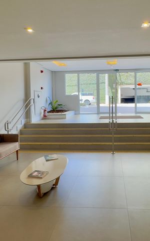 Apartamento à venda com 73m², 3 quartos e 2 vagas Apartamento à venda com 73m², 3 quartos e 2 vagasHall social