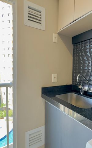 Apartamento à venda com 73m², 3 quartos e 2 vagas Apartamento à venda com 73m², 3 quartos e 2 vagasÁrea de Serviço