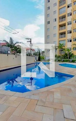 Apartamento à venda com 73m², 3 quartos e 2 vagas Apartamento à venda com 73m², 3 quartos e 2 vagasPiscina
