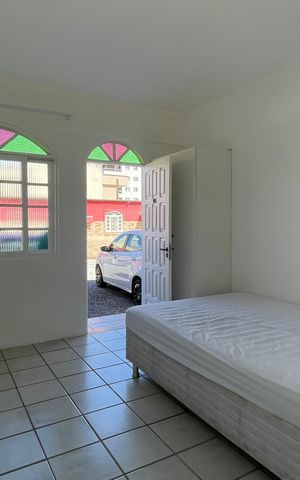 Studio para alugar com 22m², 1 quarto e 1 vaga Studio para alugar com 22m², 1 quarto e 1 vagaKitnet