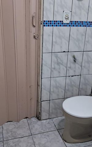 Casa para alugar com 120m², 2 quartos e sem vaga Casa para alugar com 120m², 2 quartos e sem vagaBanheiro 1