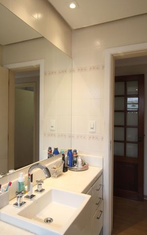 Apartamento à venda com 214m², 3 quartos e 1 vagaBanheiro