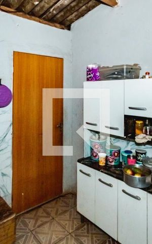 Casa para alugar com 140m², 2 quartos e sem vaga
