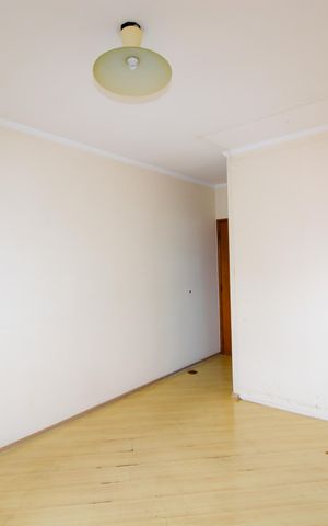 Casa à venda com 138m², 3 quartos e 2 vagasSuíte 2