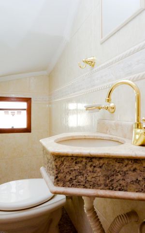 Casa à venda com 138m², 3 quartos e 2 vagasLavabo