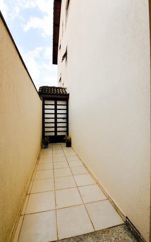 Casa à venda com 138m², 3 quartos e 2 vagasCorredor 