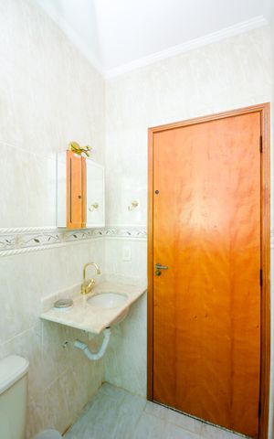 Casa à venda com 138m², 3 quartos e 2 vagasBanheiro da Suíte 3