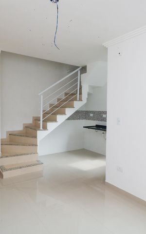 Apartamento à venda com 97m², 2 quartos e 1 vaga Apartamento à venda com 97m², 2 quartos e 1 vagaSala