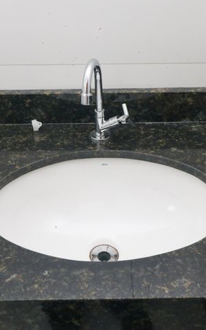 Apartamento à venda com 97m², 2 quartos e 1 vaga Apartamento à venda com 97m², 2 quartos e 1 vagaBanheiro Social