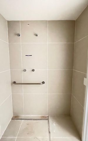 Studio à venda com 26m², 1 quarto e sem vaga Studio à venda com 26m², 1 quarto e sem vagaBanheiro