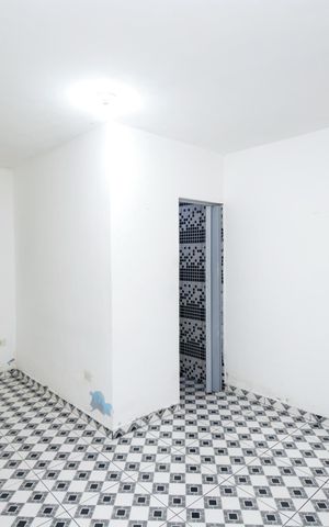 Casa para alugar com 90m², 1 quarto e sem vagaSuíte
