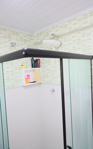 Casa à venda com 175m², 4 quartos e 2 vagasBanheiro da Suíte 1