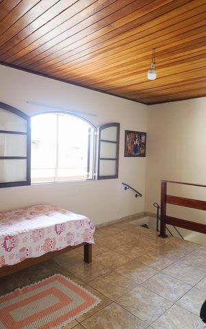 Casa à venda com 175m², 4 quartos e 2 vagasSala 3
