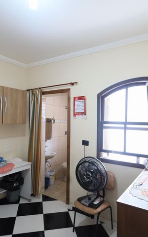 Casa à venda com 175m², 4 quartos e 2 vagasQuarto 4