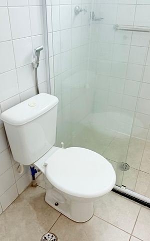 Apartamento para alugar com 65m², 2 quartos e 1 vaga Apartamento para alugar com 65m², 2 quartos e 1 vagaBanheiro Social