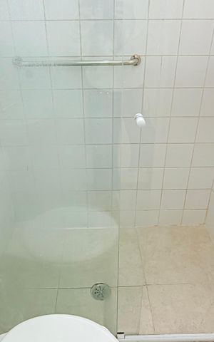 Apartamento para alugar com 65m², 2 quartos e 1 vaga Apartamento para alugar com 65m², 2 quartos e 1 vagaBanheiro Social