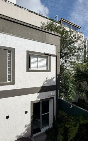 Casa de condomínio à venda com 350m², 4 quartos e 5 vagas Casa de condomínio à venda com 350m², 4 quartos e 5 vagasVista Suíte 1