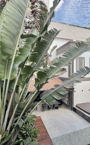 Casa de condomínio à venda com 350m², 4 quartos e 5 vagas Casa de condomínio à venda com 350m², 4 quartos e 5 vagasVista Varanda Suíte 2