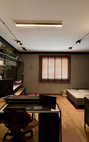 Casa de condomínio à venda com 350m², 4 quartos e 5 vagas Casa de condomínio à venda com 350m², 4 quartos e 5 vagasEscritório