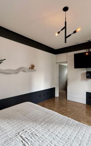 Casa de condomínio à venda com 350m², 4 quartos e 5 vagas Casa de condomínio à venda com 350m², 4 quartos e 5 vagasSuíte 3 Master
