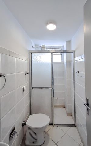 Studio à venda com 30m², 1 quarto e sem vaga Studio à venda com 30m², 1 quarto e sem vagaBanheiro
