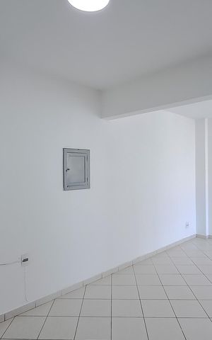Studio à venda com 30m², 1 quarto e sem vaga Studio à venda com 30m², 1 quarto e sem vagaSala