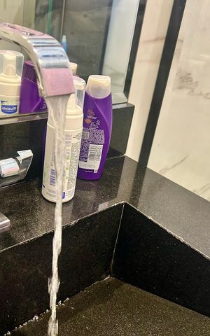 Apartamento à venda com 95m², 3 quartos e 2 vagasBanheiro do Quarto 1