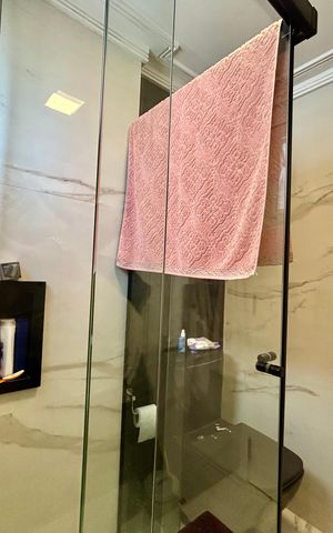 Apartamento à venda com 95m², 3 quartos e 2 vagasBanheiro do Quarto 1