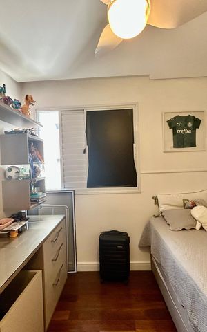 Apartamento à venda com 95m², 3 quartos e 2 vagasQuarto 2