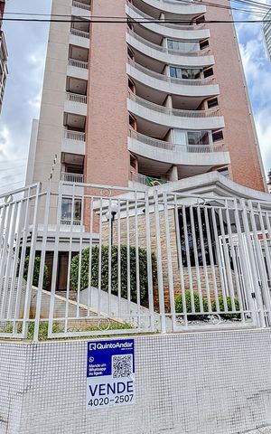 Apartamento à venda com 75m², 3 quartos e 2 vagasFachada com Placa