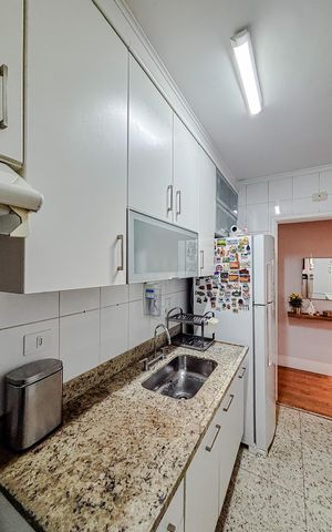 Apartamento à venda com 75m², 3 quartos e 2 vagasCozinha