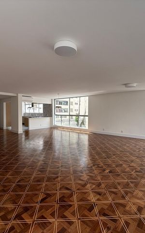 Apartamento à venda com 210m², 3 quartos e 1 vaga