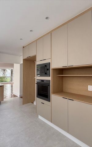 Apartamento à venda com 210m², 3 quartos e 1 vaga