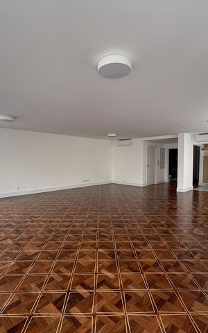 Apartamento à venda com 210m², 3 quartos e 1 vaga