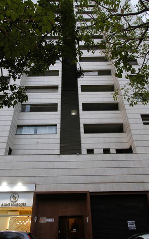 Apartamento à venda com 70m², 2 quartos e 2 vagasFachada