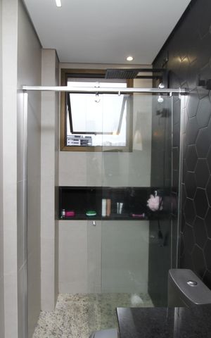 Apartamento à venda com 70m², 2 quartos e 2 vagasBanheiro da Suíte 2