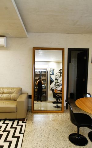 Apartamento à venda com 70m², 2 quartos e 2 vagasSala