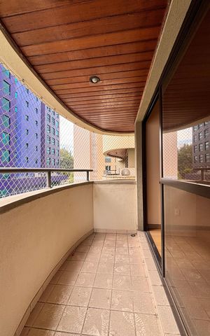 Apartamento à venda com 41m², 1 quarto e 1 vaga Apartamento à venda com 41m², 1 quarto e 1 vagaVaranda