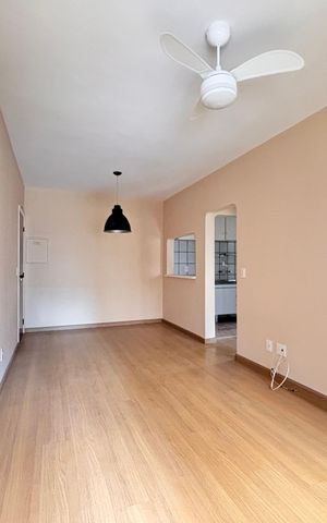 Apartamento à venda com 41m², 1 quarto e 1 vaga Apartamento à venda com 41m², 1 quarto e 1 vagaSala