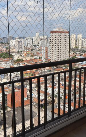 Apartamento para alugar com 67m², 2 quartos e 1 vagaVaranda