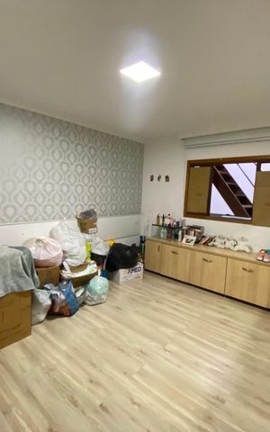 Casa à venda com 290m², 3 quartos e 1 vaga
