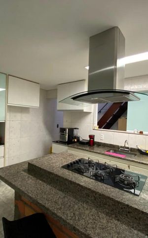 Casa à venda com 290m², 3 quartos e 1 vaga