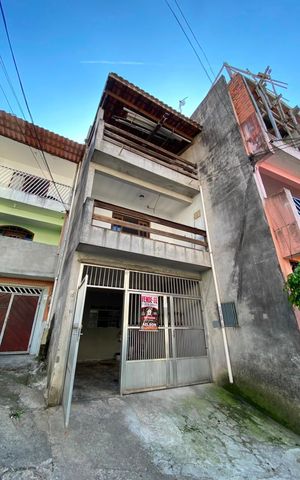 Casa à venda com 290m², 3 quartos e 1 vaga