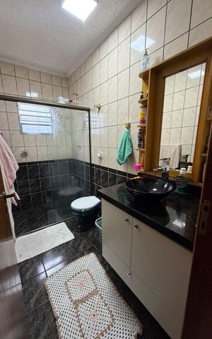 Casa à venda com 290m², 3 quartos e 1 vaga