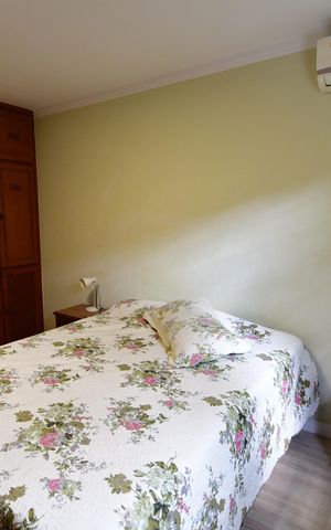 Casa de condomínio à venda com 172m², 3 quartos e 4 vagasQuarto 3 - Suíte